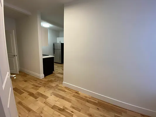 Rented by Aether Property Group | media 8