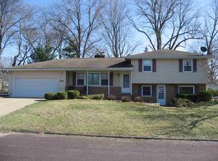 2928 W Bacon Dr, Peoria, IL