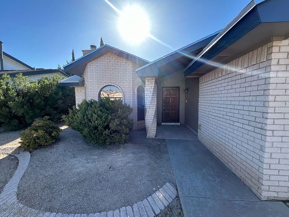 1st image of 2917 Lake Spier Dr
