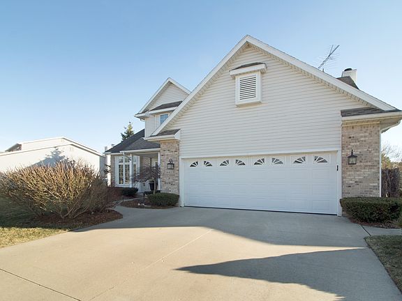 2nd image of 1442 Wedgewood Dr