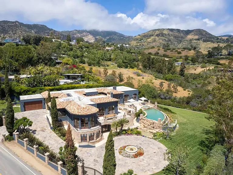 Experience the best Malibu has to offer!