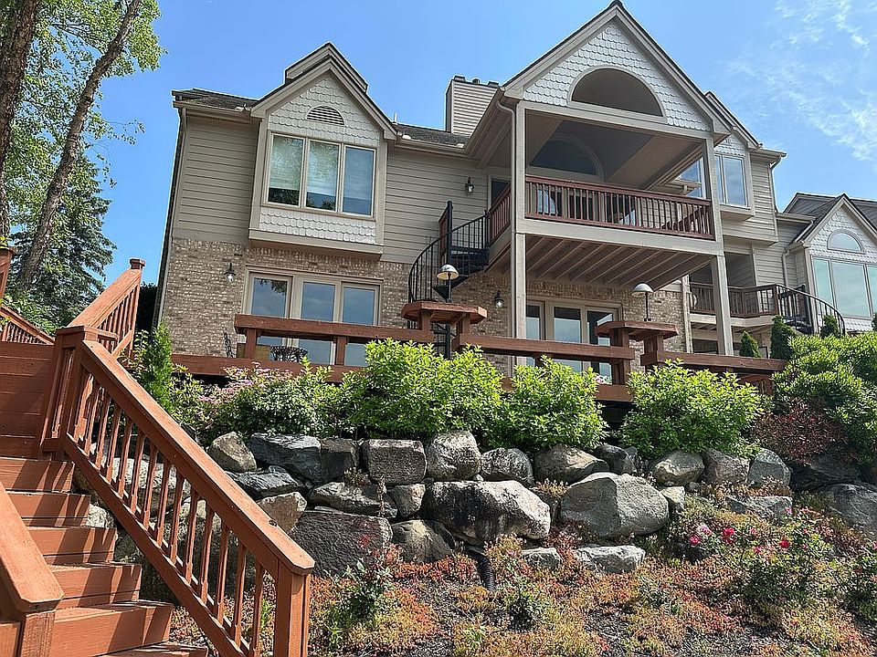 1st image of 47559 Blue Heron Ct