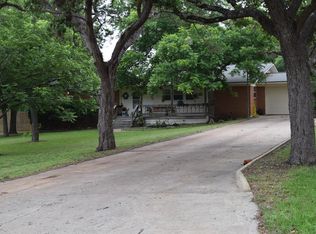 116 Elm Way E, Kerrville, TX 78028