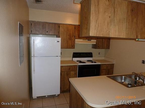 3rd image of 5460 SE 30th Pl APT D