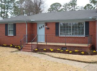 225 Tareyton Ln, Portsmouth, VA 23701