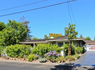 1605 Crestview Dr, Los Altos, CA 94024