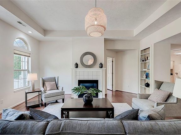 4th image of 7431 Vineyard Dr