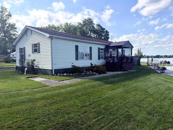 11612 W South Park Rd, Kewanna, IN 46939