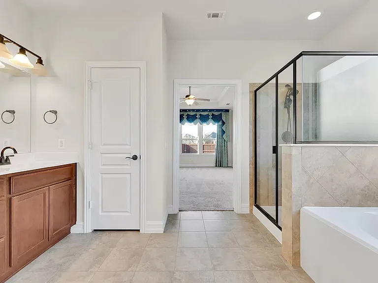 1044 Palmetto Dr — Photo 17