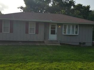 11600 Palmer Ave, Kansas City, MO 64134