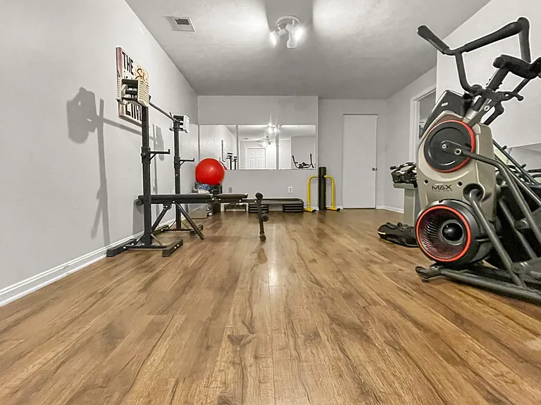15690 Pike Trl — Photo 33