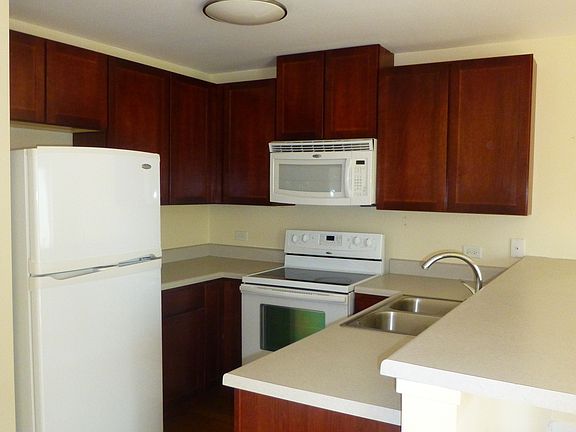 3rd image of 540 Hyacinth Pl