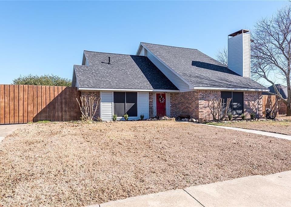 1st image of 3914 Blossom Dr