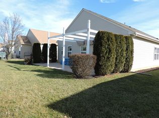 25 Kensington Rd, Manchester, NJ 08759