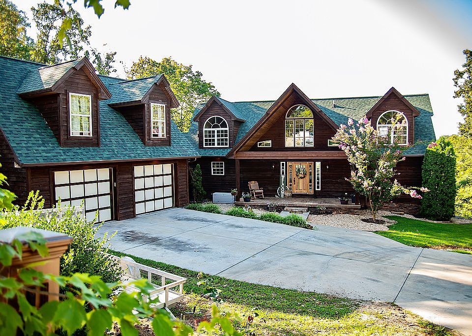 1st image of 155 Blue Nile Ln