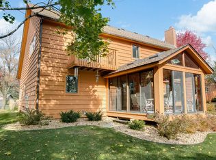 1124 Tiffany Dr, Eagan, MN 55123