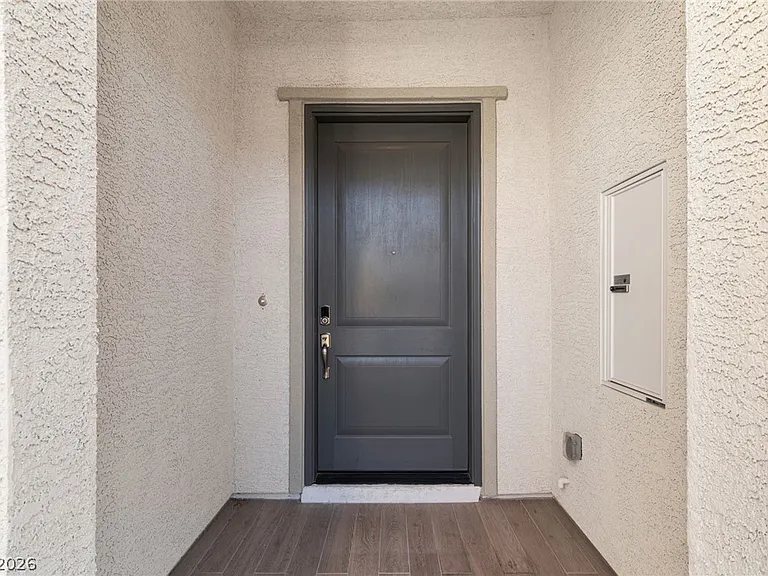 10125 Sequoia Glen Ave — Photo 3
