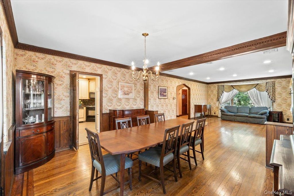 8507 Avon Street, Jamaica, NY - View 6