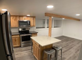 2322 N 80th St #BASEMENT, Seattle, WA 98103