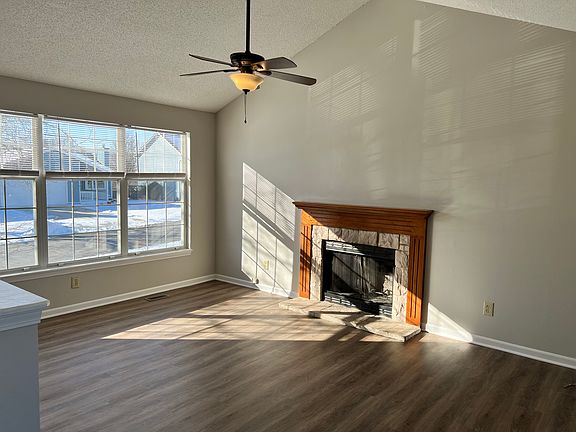 2nd image of 701 Deerfield Dr