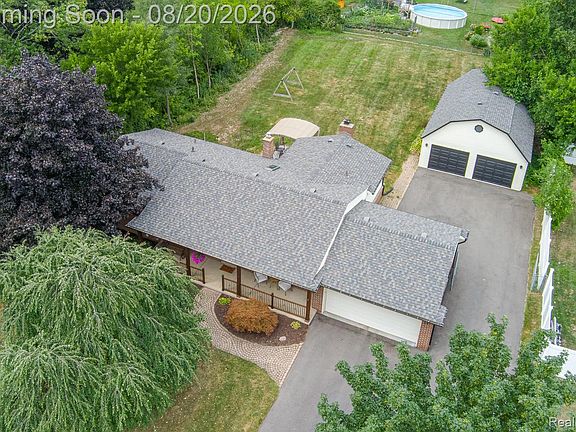 2nd image of 428 Carter Dr