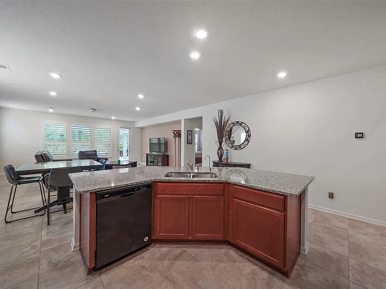 10003 Cimarron Canyon Ln — Photo 11
