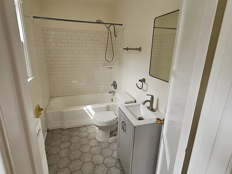 2034 Chestnut Ave — Photo 17