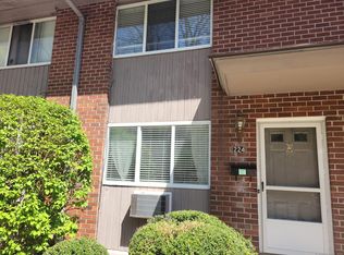 224 New Britain Ave APT 2, Farmington, CT 06085