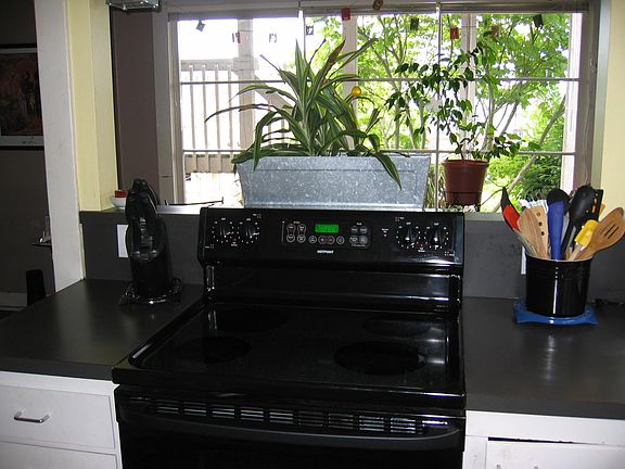5th image of 2359 Boylston Ave E APT 2