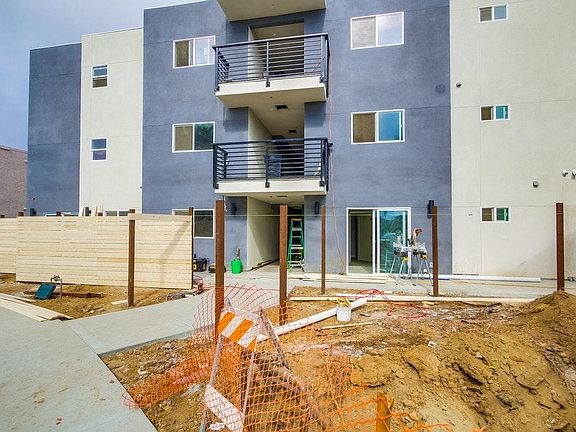 5th image of 4591 Gila Ave #2B