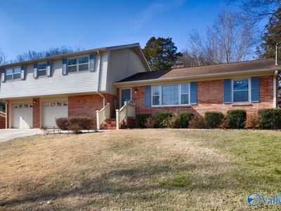 1905 Capri Dr NE, Huntsville, AL, 35811