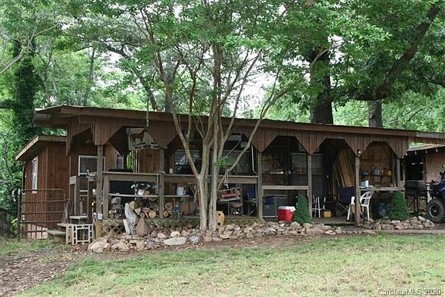1st image of 106 Ponder Ln