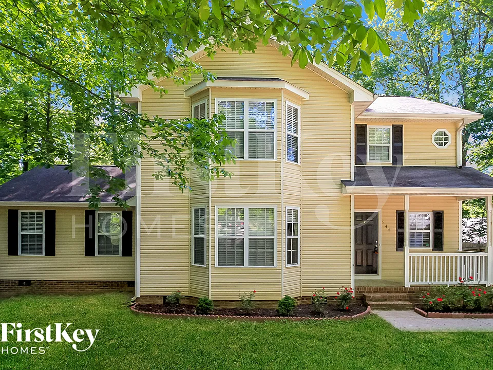 944 Highland Glen Rd