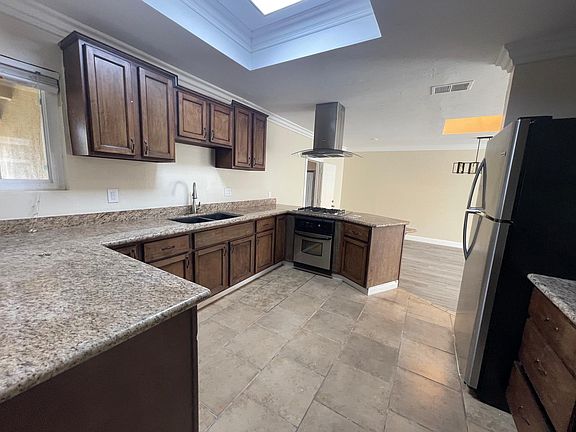 3rd image of 2694 Lanier Ln