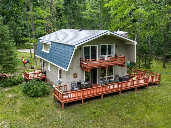 41 Waneta Ct, Gaylord, MI 49735