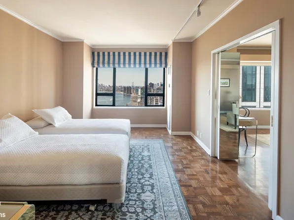 425 East 58th Street image 8 of 18