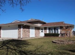 1365 Corley Dr, Elgin, IL 60120