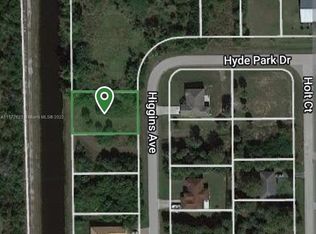 6153 Higgins Ave, Fort Myers, FL 33905