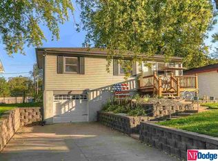 706 Madison St, Fort Calhoun, NE 68023