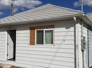 152 S Tipperary St, Hanna, WY 82327
