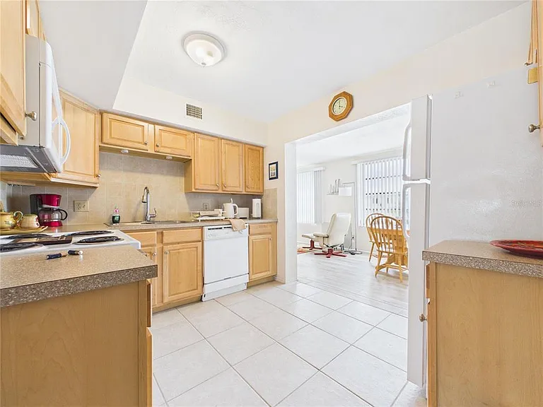 2462 Brazilia Dr #42 — Photo 8