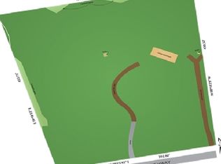 310 Montauk Hwy, Shinnecock, NY 11946
