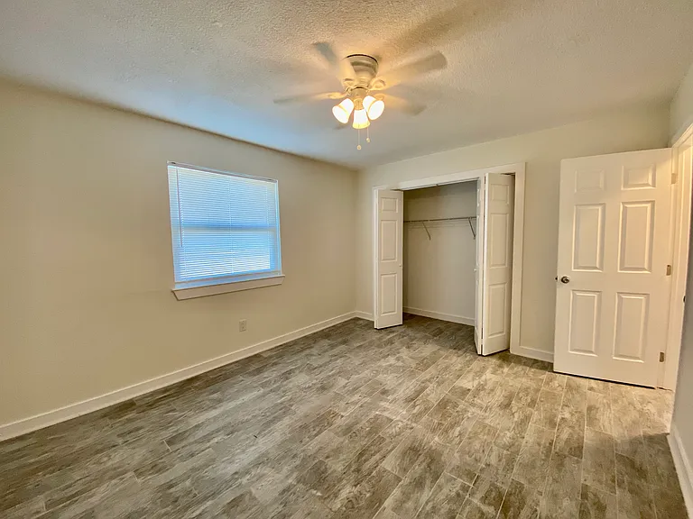 9557 Lillian Hwy — Photo 7