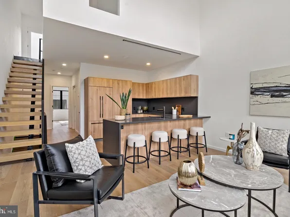 1713B Montrose St #6, Philadelphia, PA 19146