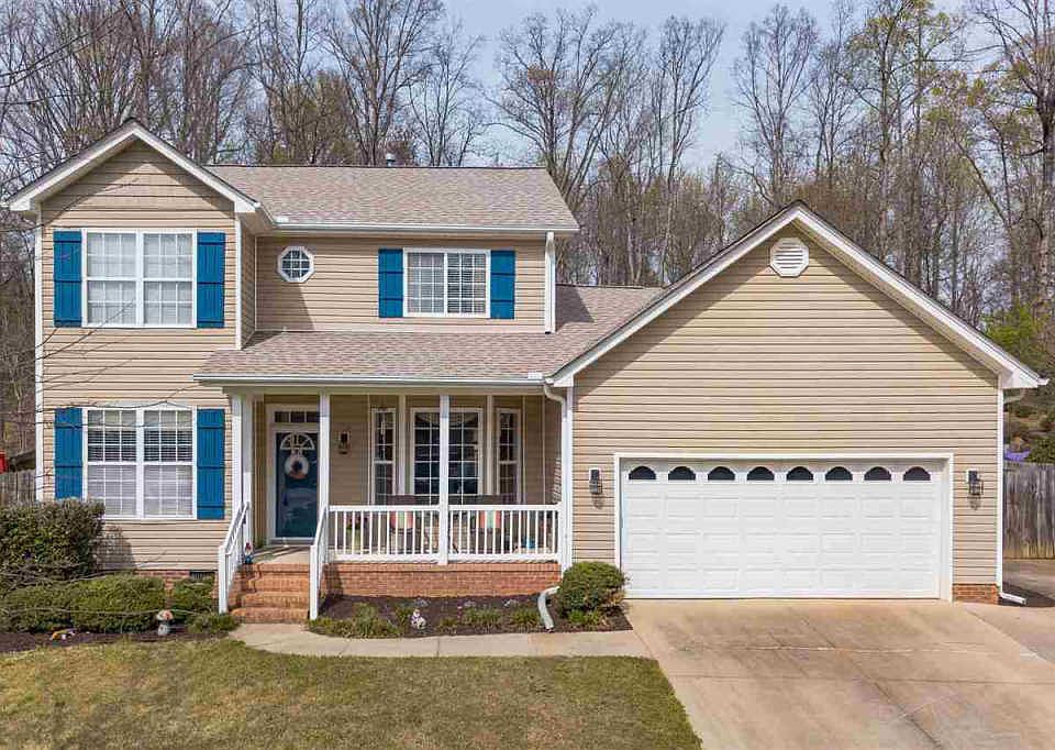 1st image of 104 Glades Ct