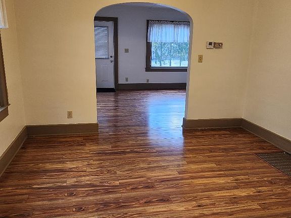 3rd image of 1737 20th St