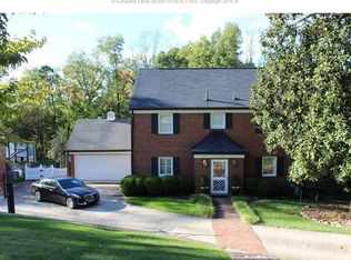 1409 Sweetbrier Rd, Charleston, WV 25314