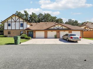 100 E Oak Terrace Dr APT D2, Leesburg, FL 34748
