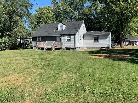 3rd image of 1818 N Alton Ave