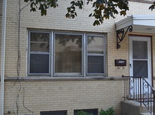 7915 North Ave APT A, River Forest, IL 60305